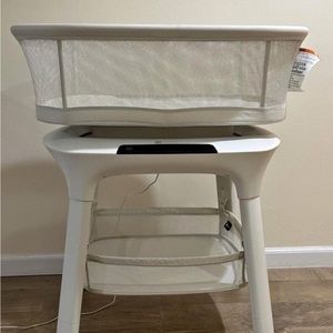 4moms mamaroo bassinet